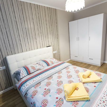 Sunshine Apartament Targu Mures Exterior photo